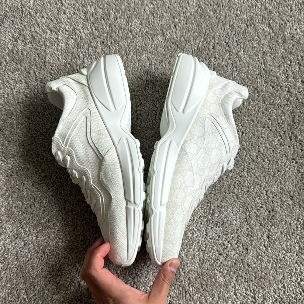 Gucci Rhyton Sneaker - Picture 3 of 10